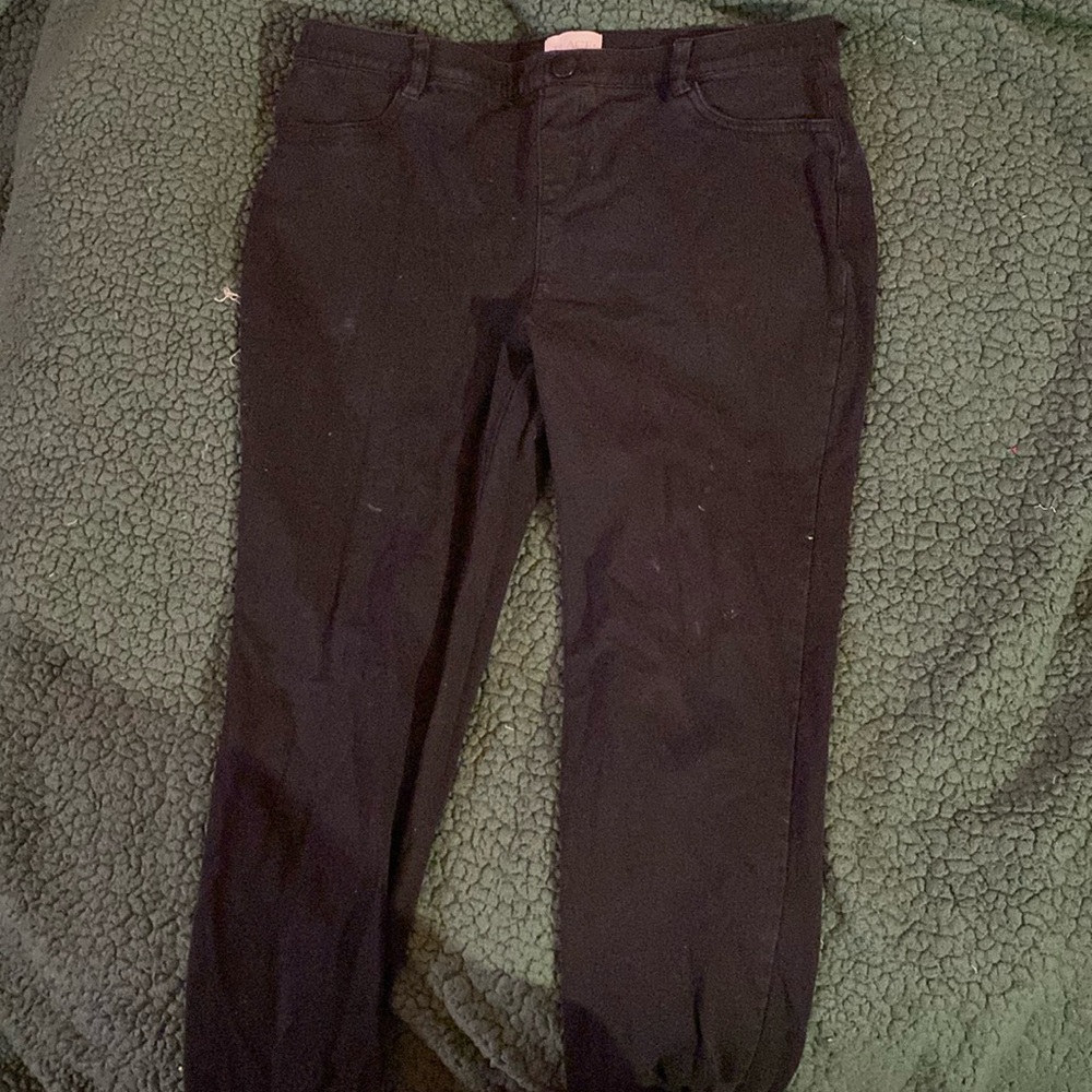 Woman’s size 16/ brand: place. Black jeggings